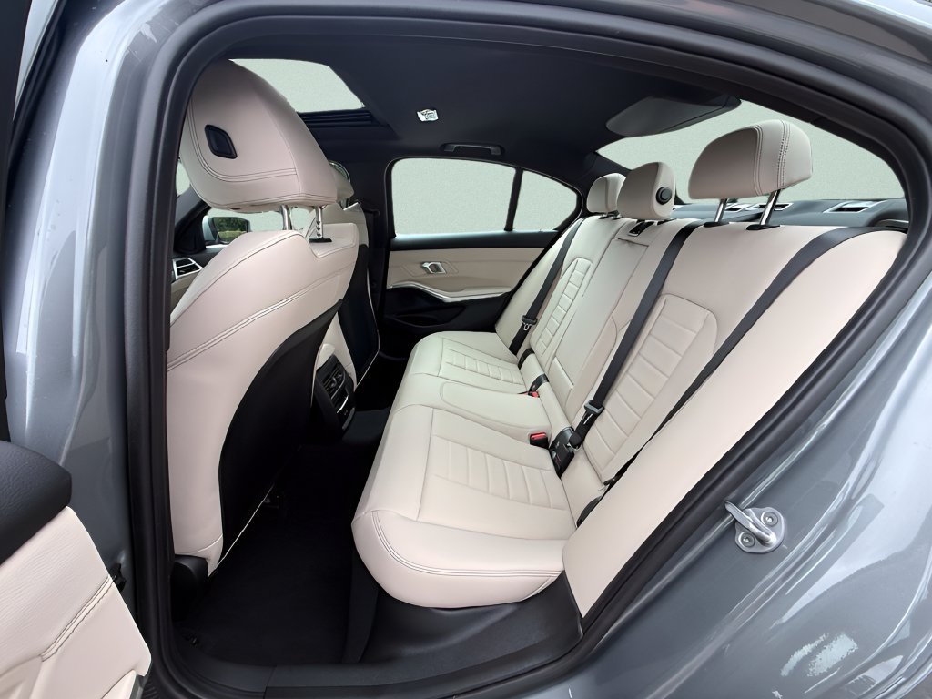 New 2026 BMW 330i Sedan w/ Premium Package RWD image 22