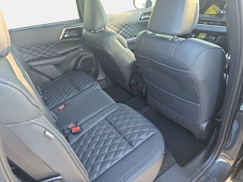 New 2026 Nissan Rogue Platinum AWD/4WD image 11