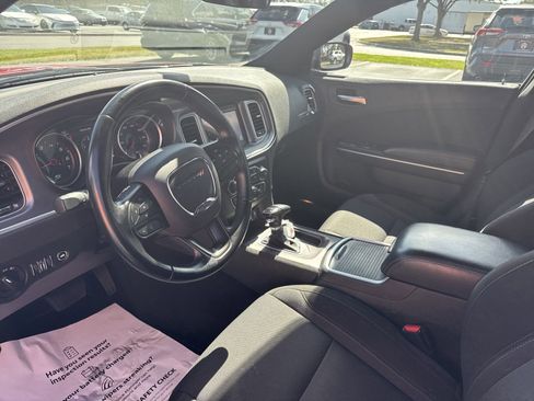 Used 2022 Dodge Charger SXT image 15