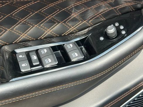 Used 2021 Jeep Grand Cherokee L Summit AWD/4WD image 18