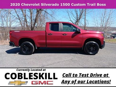 Used 2020 Chevrolet Silverado 1500 Custom Trail Boss w/ Custom Convenience Package AWD/4WD image 2