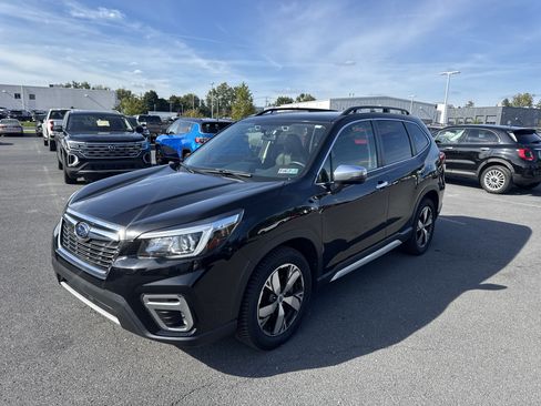 Used 2019 Subaru Forester Touring AWD/4WD image 34