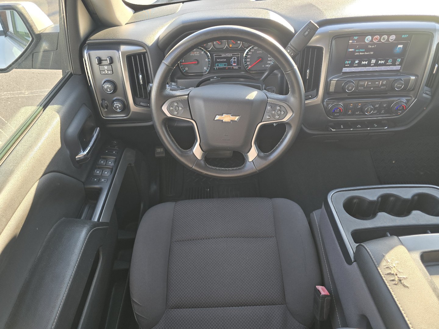 Certified 2018 Chevrolet Silverado 1500 LT w/ All Star Edition AWD/4WD image 3