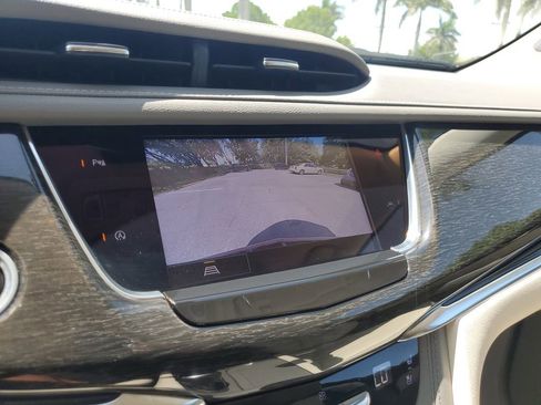 Certified 2023 Cadillac XT6 Premium Luxury image 28