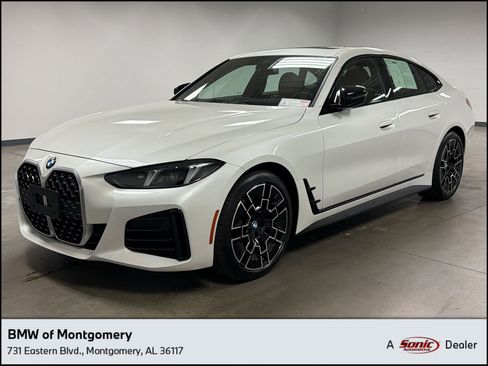 Certified 2025 BMW 430i xDrive w/ M Sport Package AWD/4WD image 1