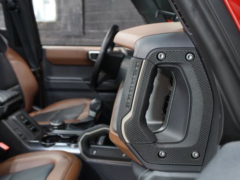 Used 2024 Ford Bronco Outer Banks AWD/4WD image 58