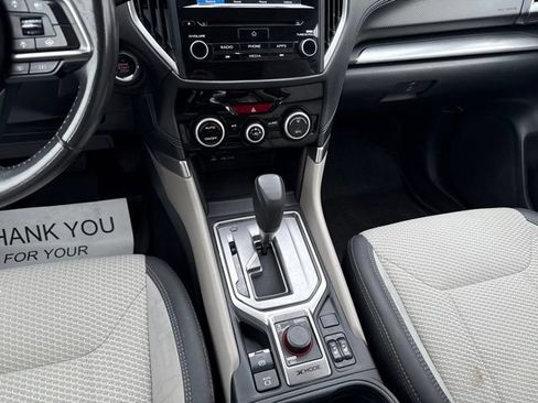 Used 2020 Subaru Forester Premium AWD/4WD image 21