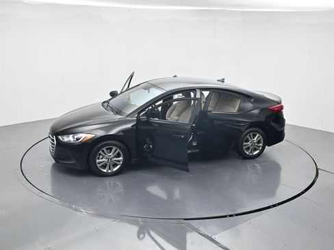 Used 2018 Hyundai Elantra SEL FWD image 42