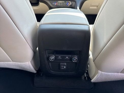 Used 2024 Buick Enclave Essence w/ Experience Buick Package AWD/4WD image 26