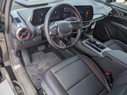 New 2025 Chevrolet Equinox EV RS w/ Convenience Package II image 3