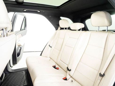 Used 2025 Mercedes-Benz GLE 450e 4MATIC image 21