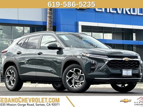 New 2026 Chevrolet Trax LT image 1