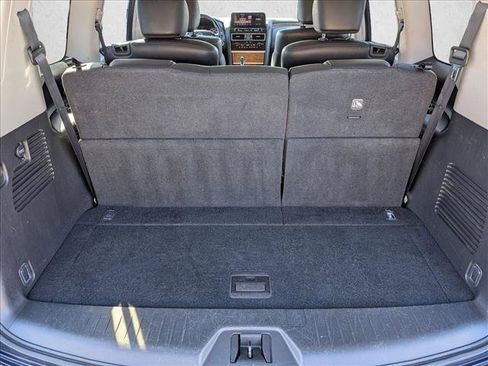 Used 2024 Nissan Armada SL w/ Captain's Chairs Package RWD image 6