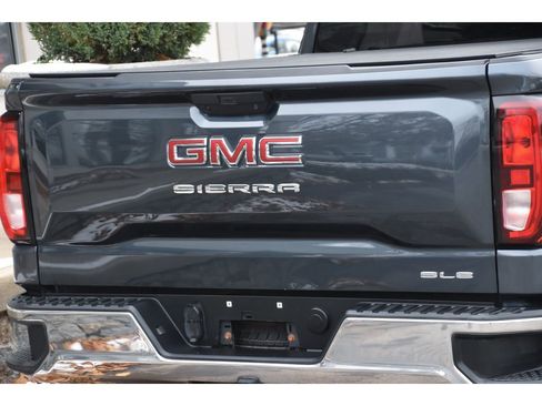 Used 2019 GMC Sierra 1500 SLE image 25