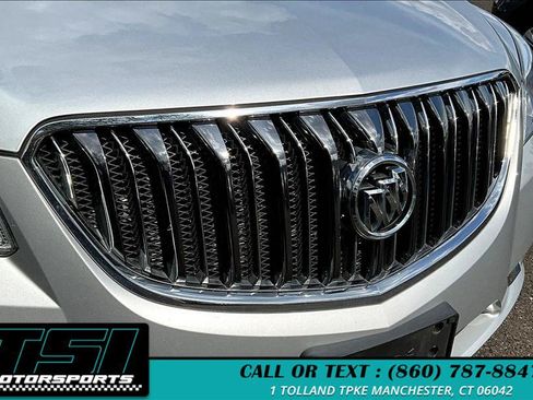 Used 2016 Buick Enclave Leather AWD/4WD image 29