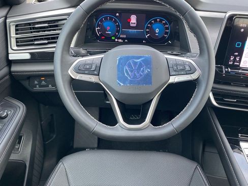 New 2026 Volkswagen Atlas Cross Sport SE image 5