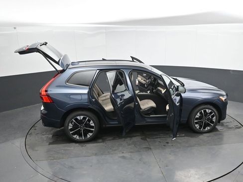 New 2026 Volvo XC60 B5 Plus w/ Climate Package AWD/4WD image 44