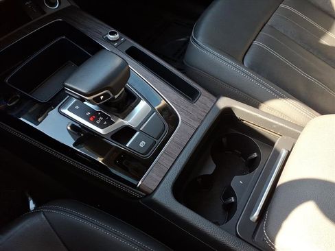 Used 2021 Audi Q5 2.0T Premium Plus w/ Premium Plus Package image 16