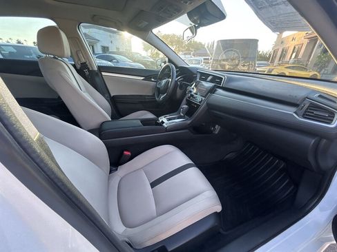 Used 2018 Honda Civic EX image 14