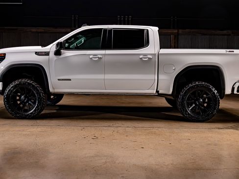 Used 2023 GMC Sierra 1500 Elevation w/ X31 Off-Road Package image 6