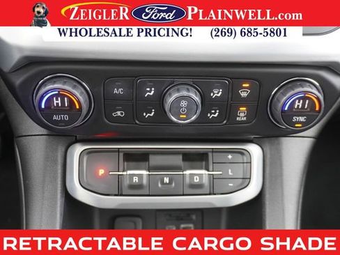 Used 2021 GMC Acadia SLT w/ LPO, Cargo Package image 26