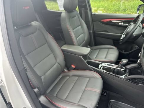Used 2024 Chevrolet TrailBlazer RS w/ Convenience Package AWD/4WD image 27