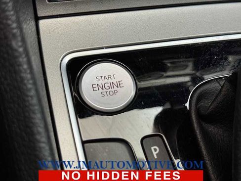 Used 2021 Volkswagen Passat 2.0T SE image 39