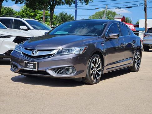 Used 2018 Acura ILX FWD image 4