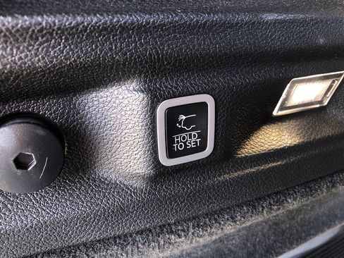 Used 2023 Jeep Grand Cherokee L Summit w/ Advanced Protech Group IV image 10