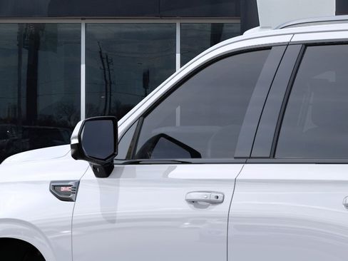 New 2026 GMC Yukon AT4 image 13