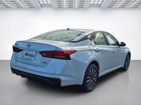 New 2026 Nissan Altima 2.5 SV AWD/4WD image 4