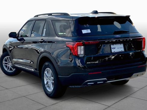 New 2025 Ford Explorer Active w/ Active Comfort Package image 11