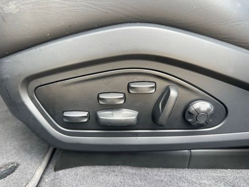 Certified 2022 Porsche Taycan Turbo S AWD/4WD image 24