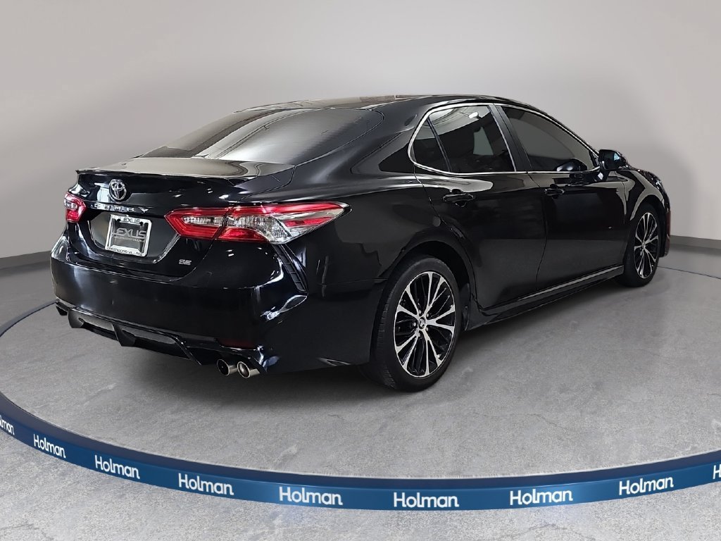Used 2018 Toyota Camry SE w/ Convenience Package FWD image 6