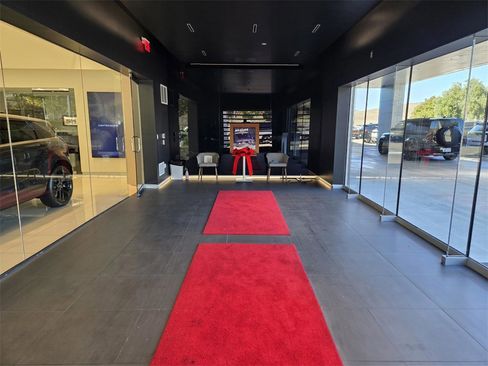 Used 2022 Rivian R1S Launch Edition image 43