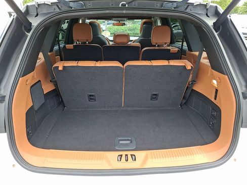 Certified 2023 Lincoln Aviator Black Label w/ Dynamic Handling Package AWD/4WD image 29