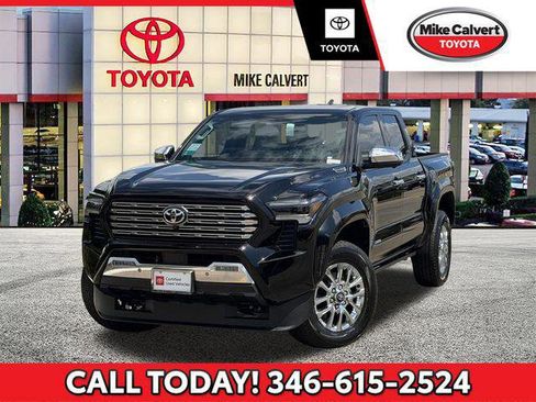 Certified 2025 Toyota Tacoma Limited AWD/4WD image 1