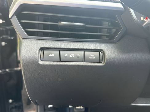 Certified 2024 Nissan Altima 2.5 SR FWD image 28