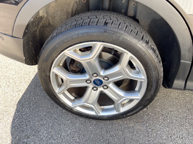 Used 2019 Ford Escape Titanium AWD/4WD image 40