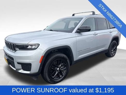 Used 2022 Jeep Grand Cherokee L Laredo w/ Luxury Tech Group I image 3