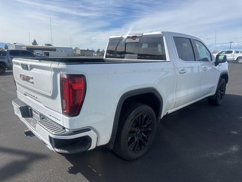 Certified 2022 GMC Sierra 1500 Denali image 5