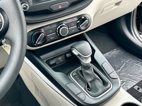 New 2025 Kia Soul LX image 11