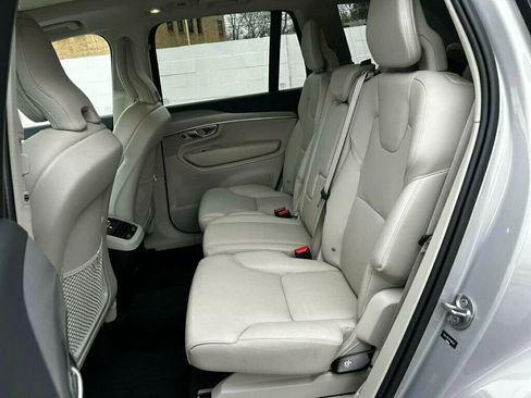 Used 2023 Volvo XC90 B5 Core w/ Protection Package Premier image 13