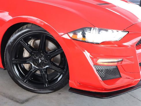 Used 2020 Ford Mustang GT RWD image 4
