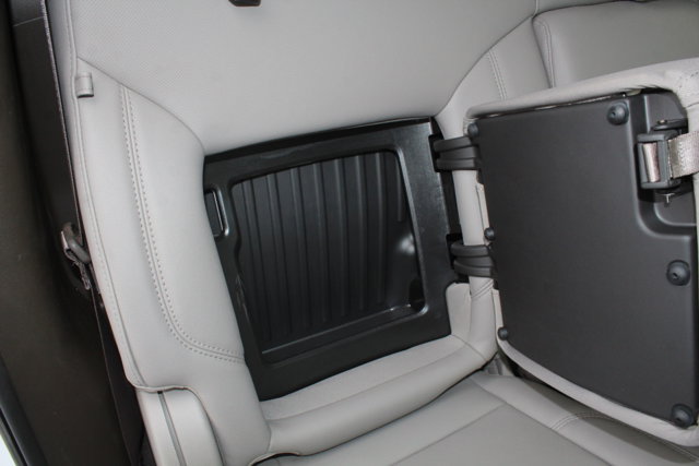 Used 2025 GMC Sierra 1500 SLT AWD/4WD image 19