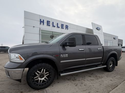 Used 2015 RAM 1500 Laramie w/ Convenience Group image 3