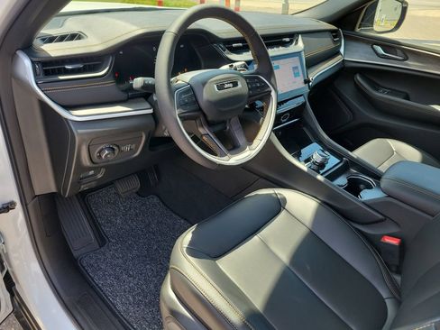 New 2026 Jeep Grand Cherokee L Limited AWD/4WD image 21