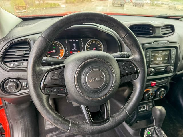 Used 2017 Jeep Renegade Altitude FWD image 7
