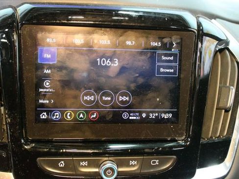 Used 2023 Chevrolet Traverse Premier image 27