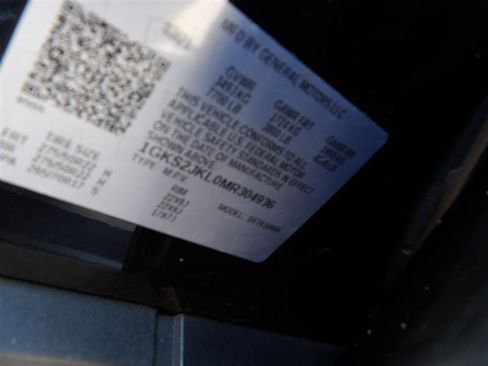 Used 2021 GMC Yukon XL Denali w/ Denali Premium Package image 38